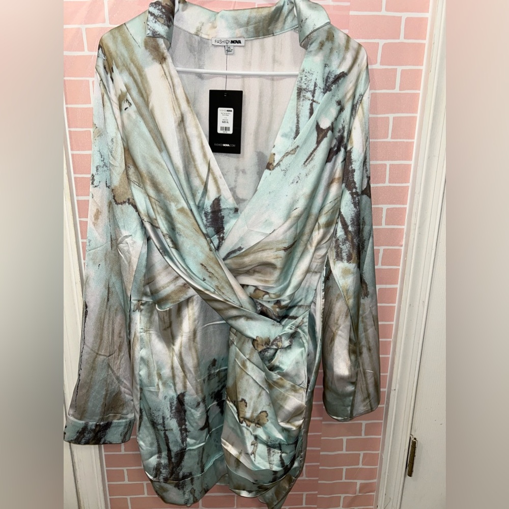 Long sleeve mini dress